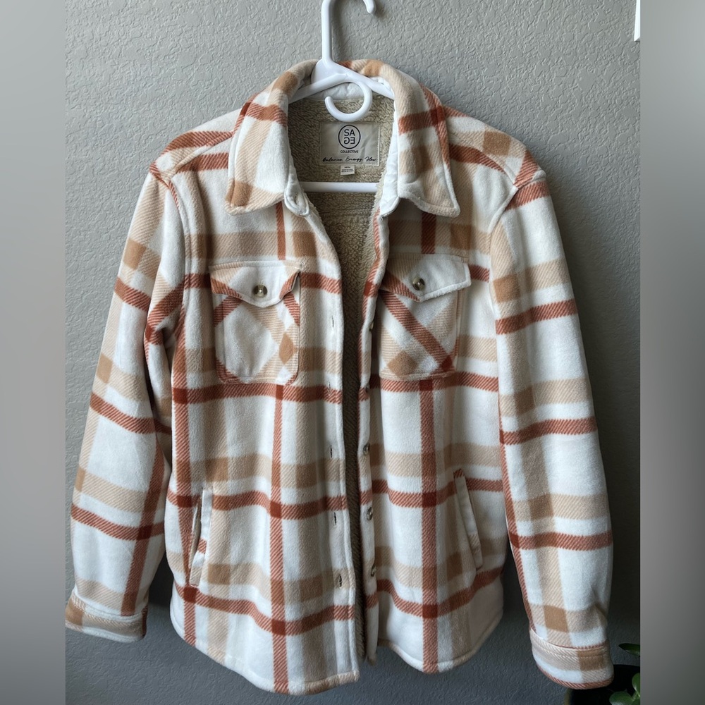 Cozy Plaid Jacket in Cream and Tan - Sherpa Lined NWOT